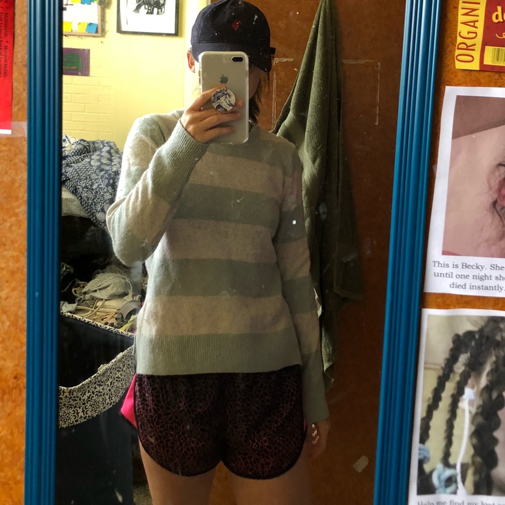 Gap Sweater